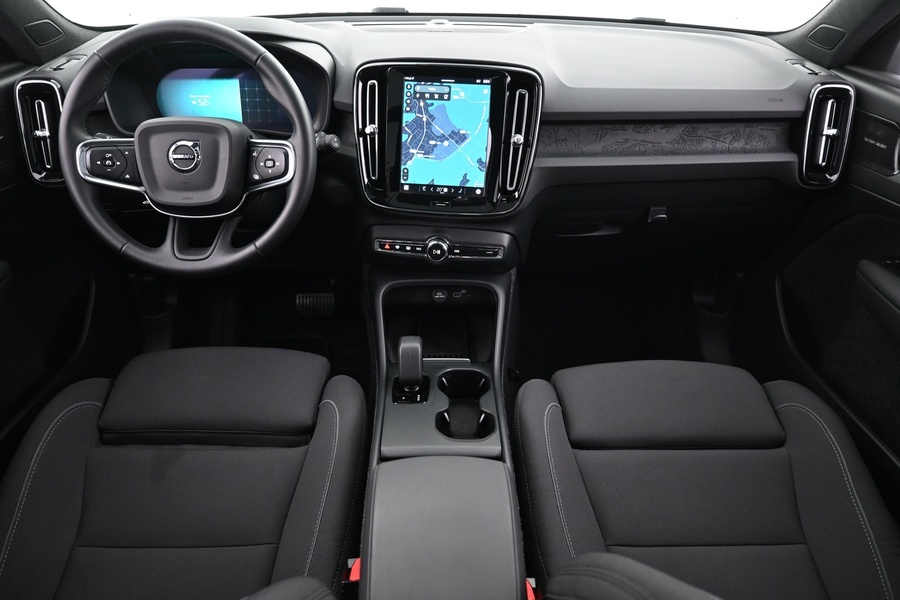 Volvo EX40 vaihtoauto