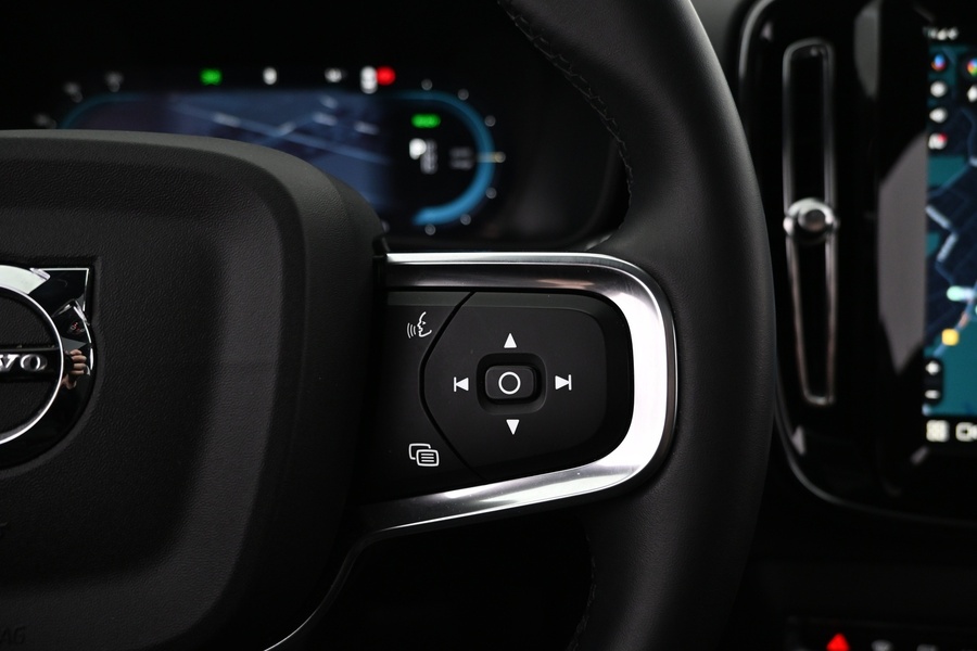 Volvo EX40 vaihtoauto