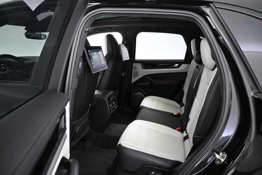 Porsche Cayenne vaihtoauto