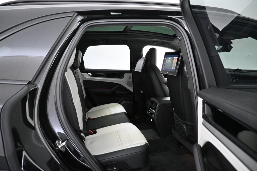 Porsche Cayenne vaihtoauto