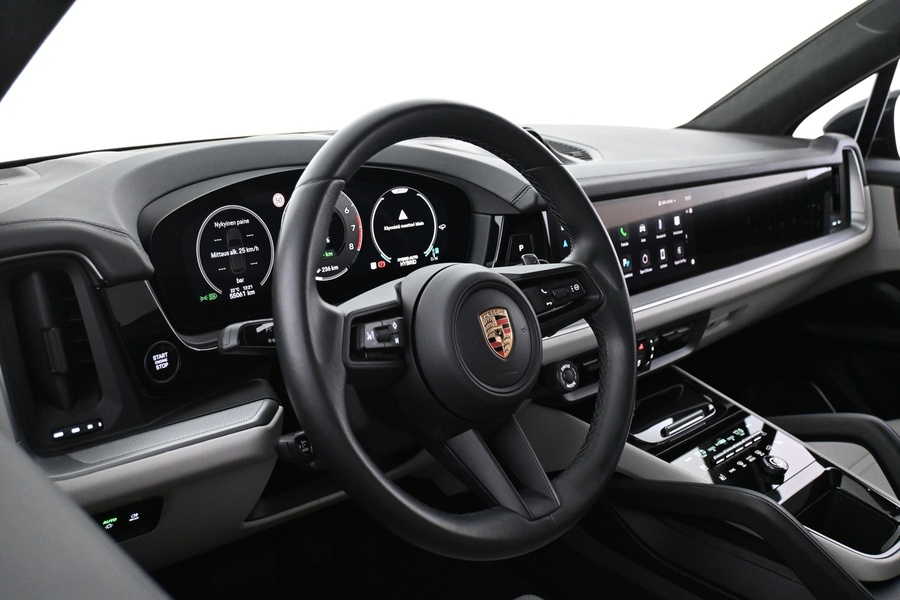 Porsche Cayenne vaihtoauto