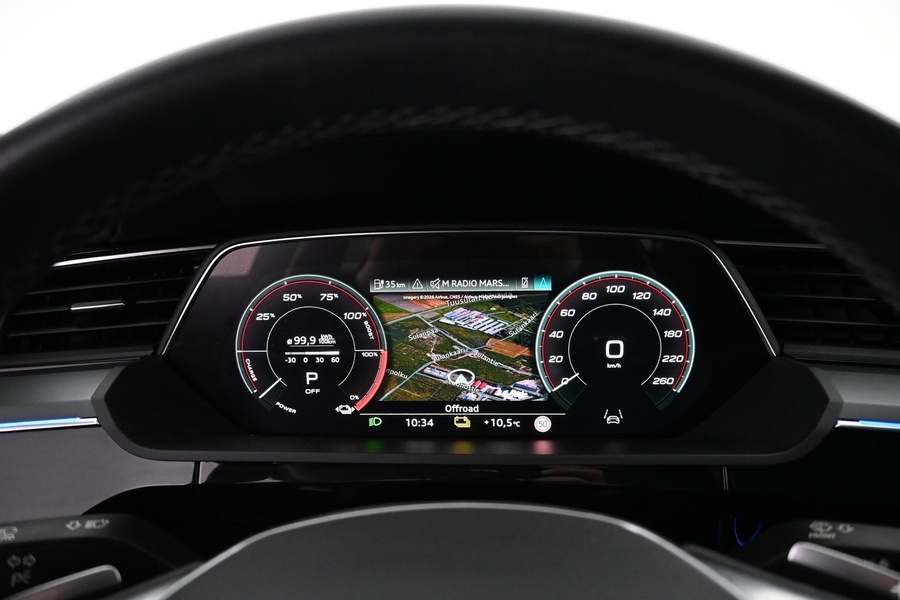 Audi Q8 e-tron vaihtoauto