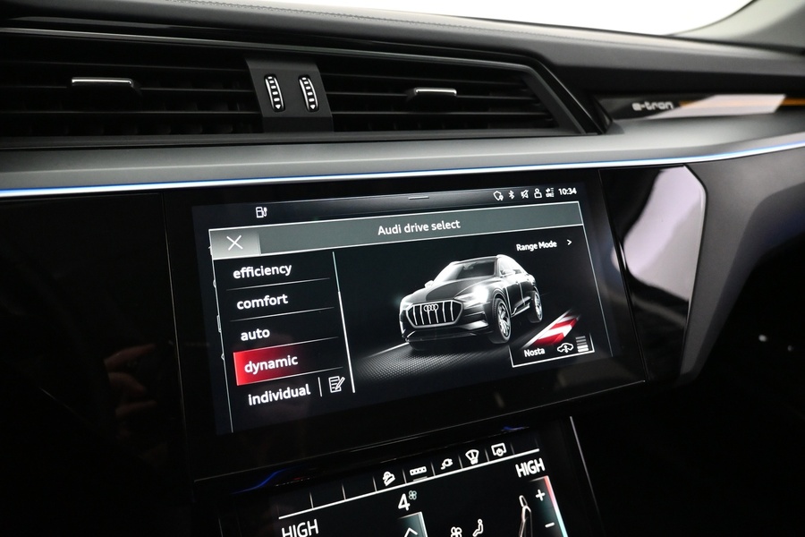 Audi Q8 e-tron vaihtoauto