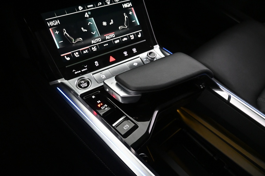 Audi Q8 e-tron vaihtoauto