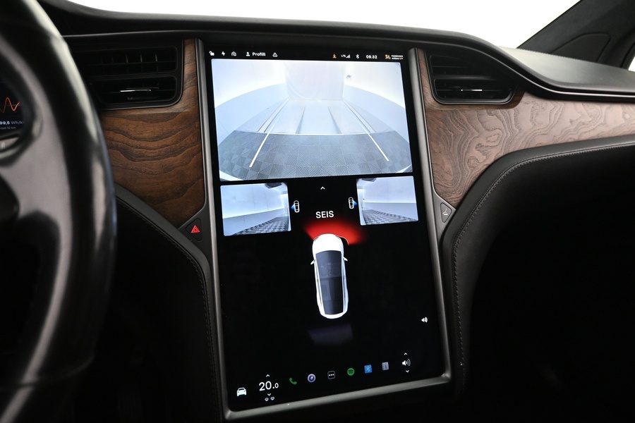 Tesla Model X vaihtoauto