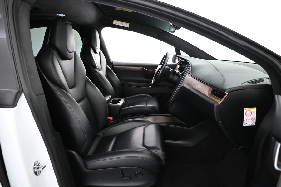 Tesla Model X vaihtoauto