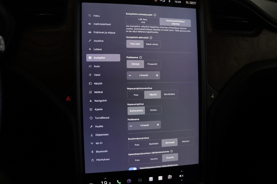 Tesla Model X vaihtoauto