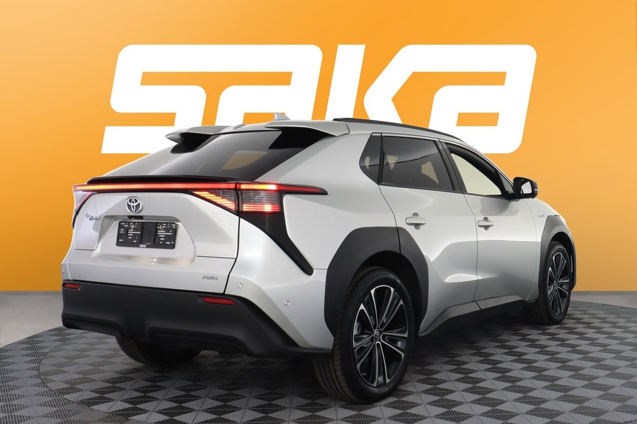 Toyota bZ4X vaihtoauto