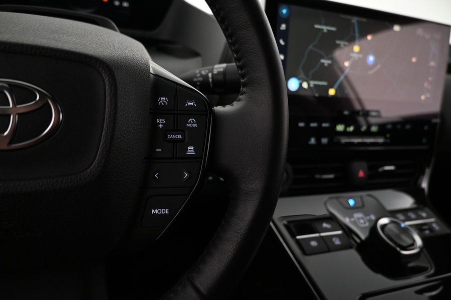 Toyota bZ4X vaihtoauto