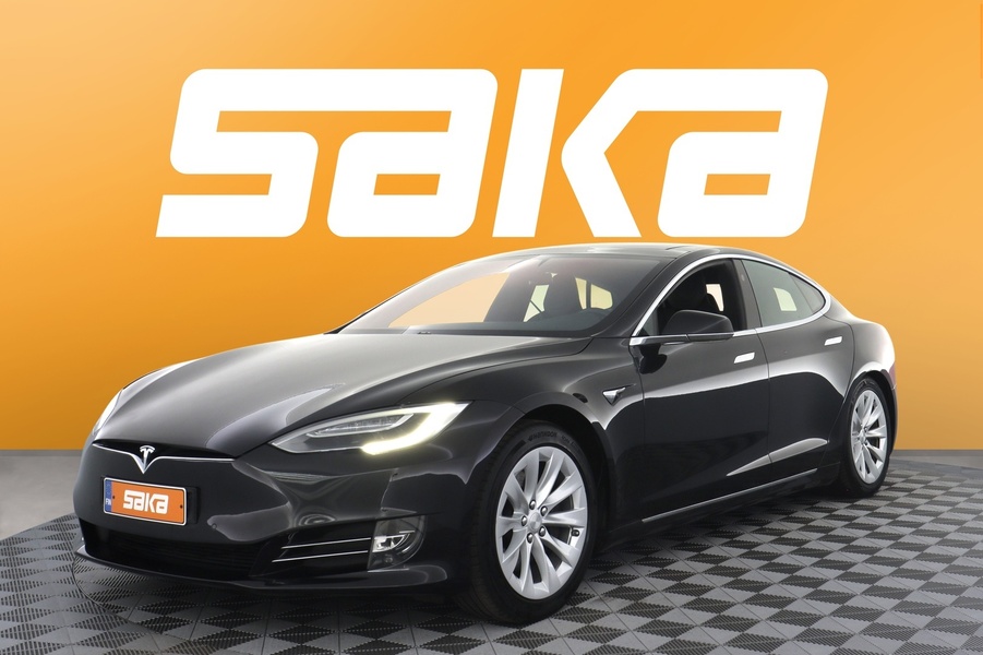 Tesla Model S vaihtoauto