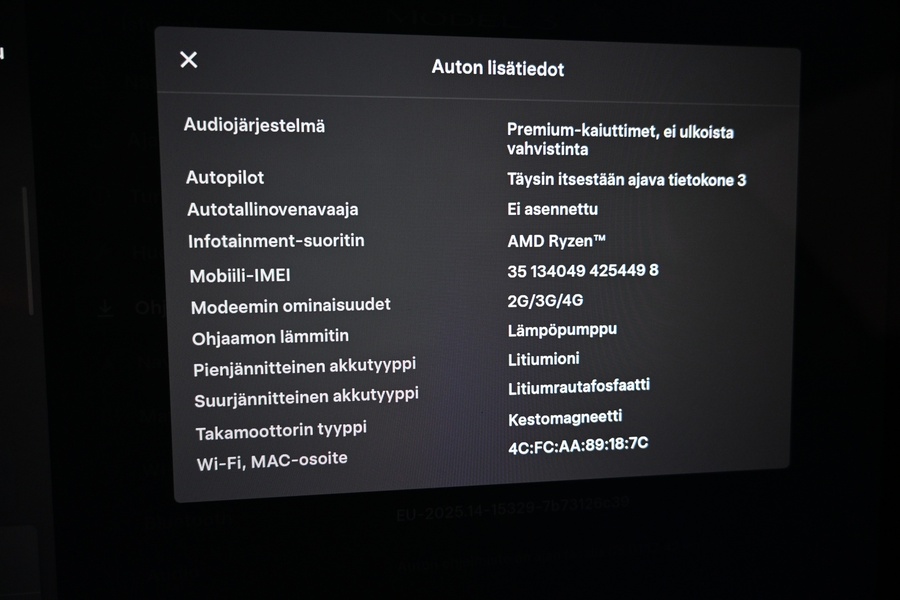 Tesla Model 3 vaihtoauto