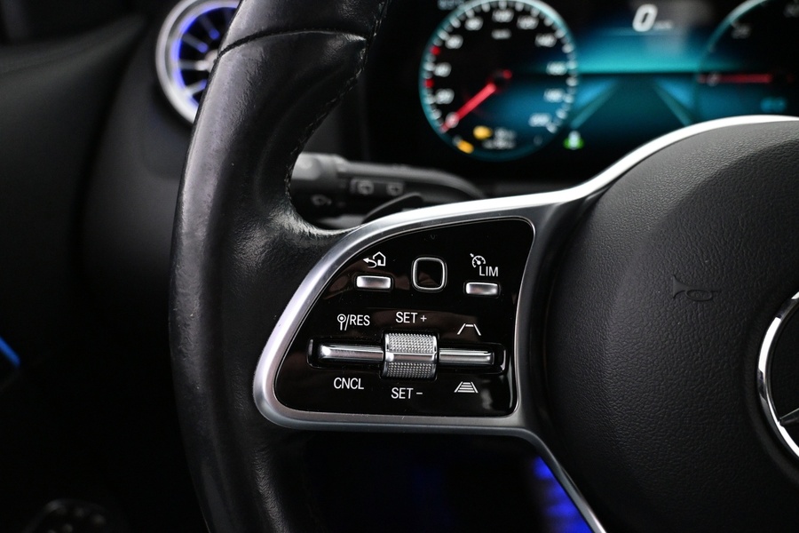 Mercedes-Benz EQA vaihtoauto