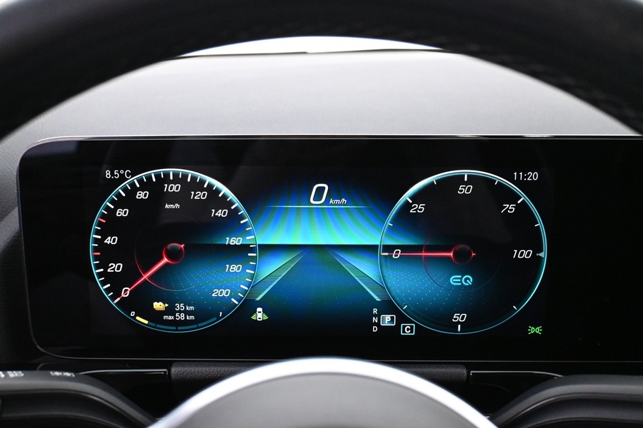 Mercedes-Benz EQA vaihtoauto