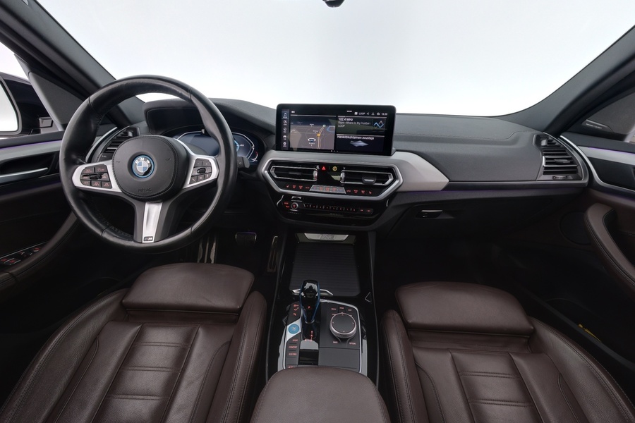 BMW iX3 vaihtoauto
