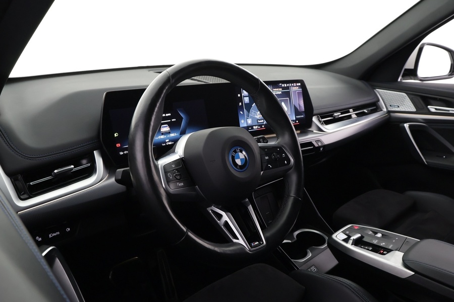 BMW iX1 vaihtoauto