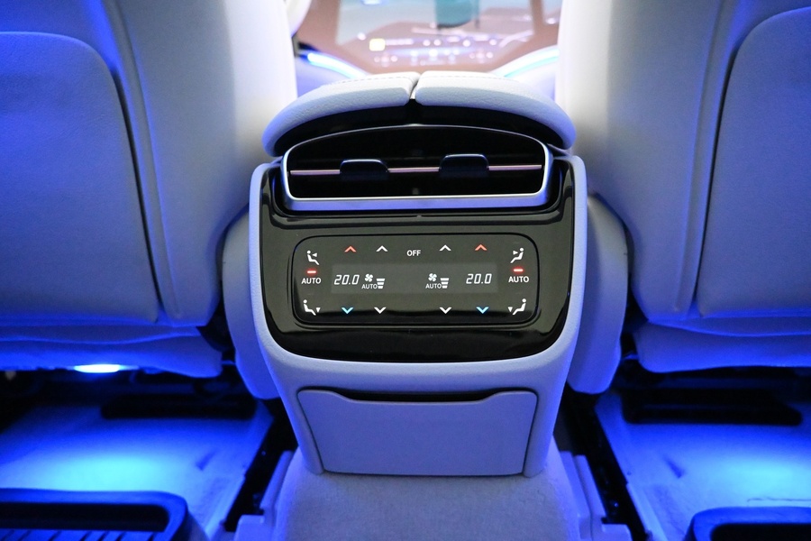 Mercedes-Benz EQE vaihtoauto