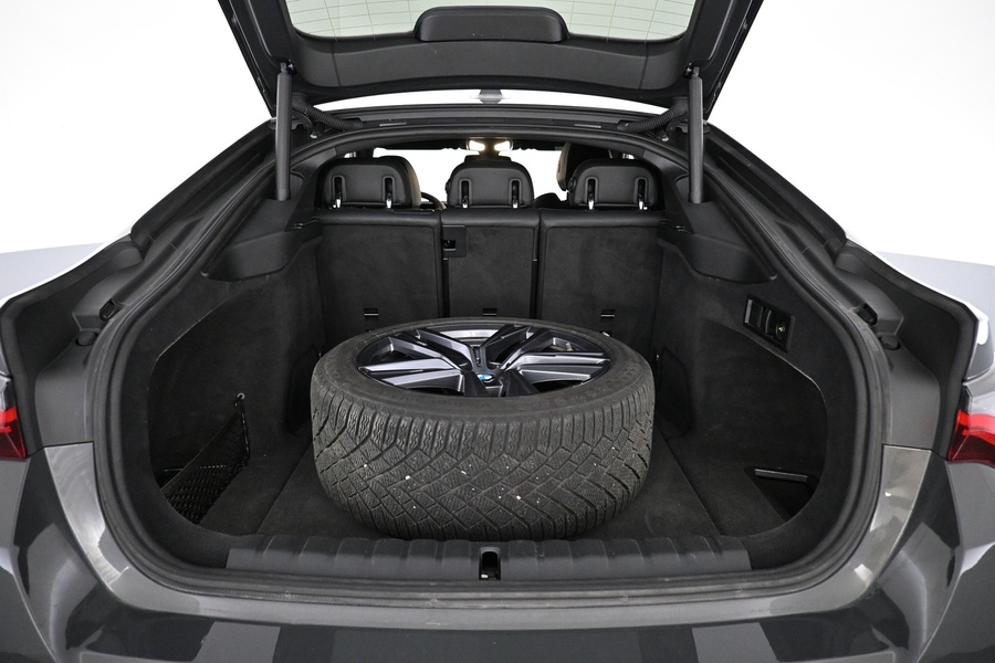BMW i4 M50 vaihtoauto