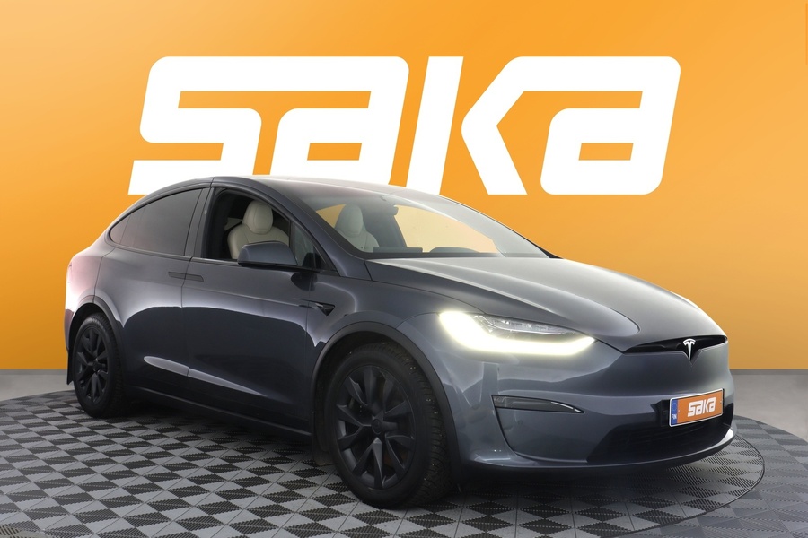 Tesla Model X vaihtoauto