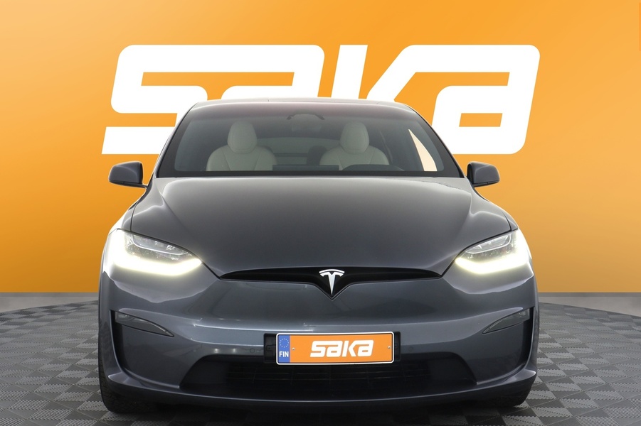 Tesla Model X vaihtoauto