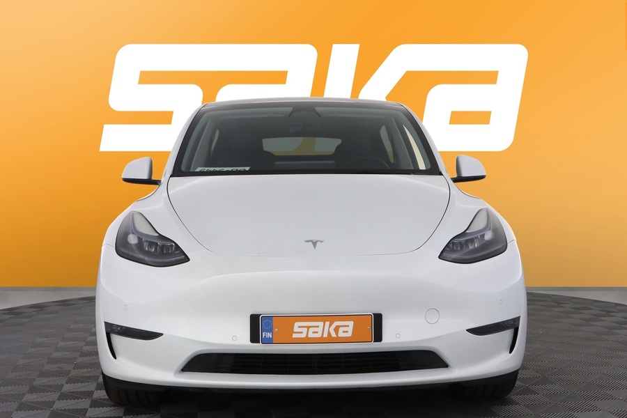 Tesla Model Y vaihtoauto