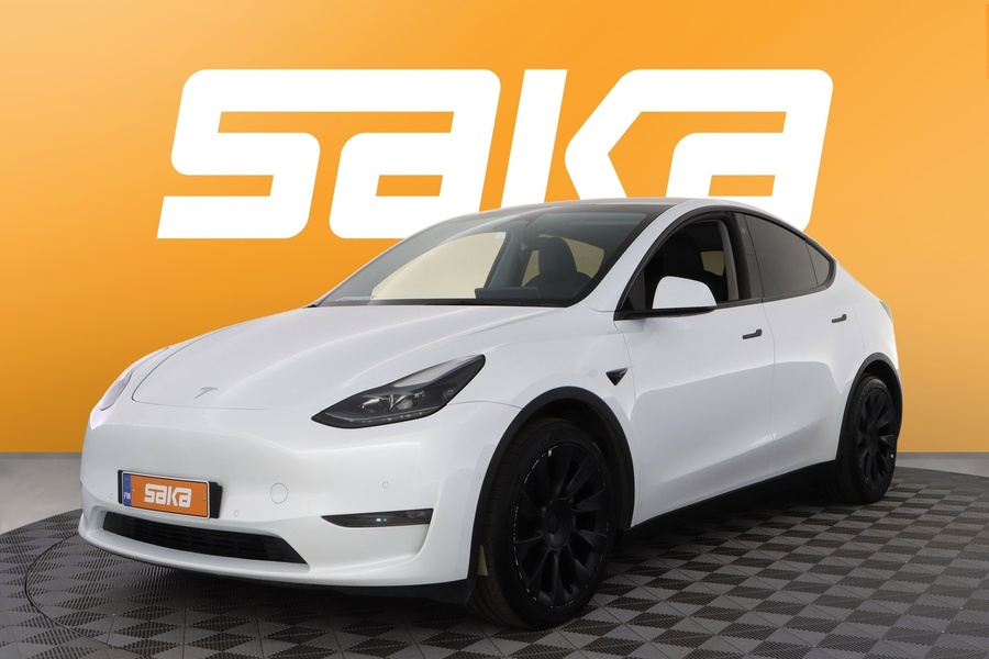 Tesla Model Y vaihtoauto