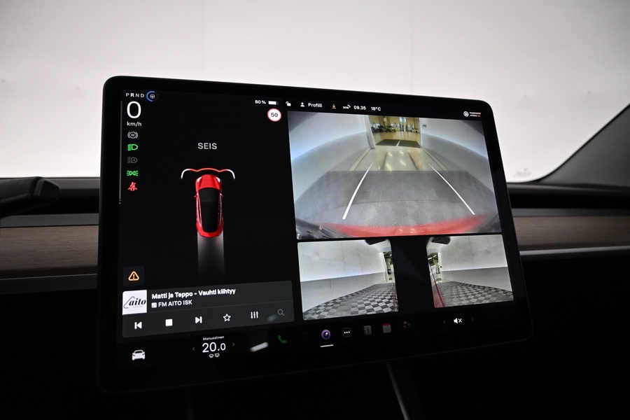 Tesla Model 3 vaihtoauto