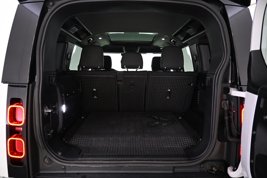 Land Rover Defender vaihtoauto