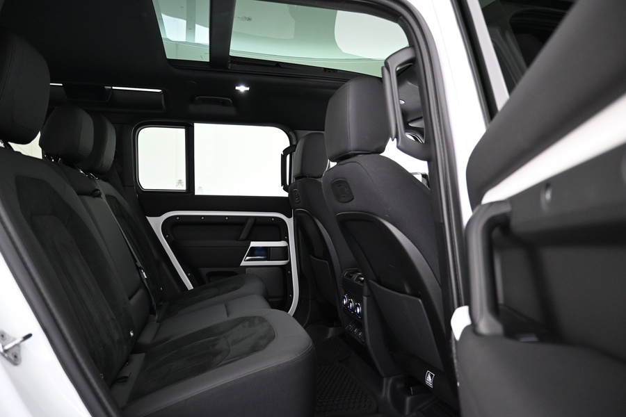 Land Rover Defender vaihtoauto