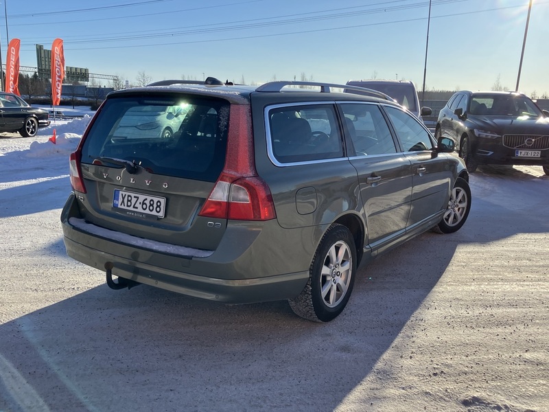 Volvo V70 vaihtoauto