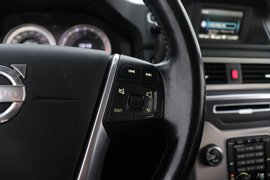 Volvo V70 vaihtoauto