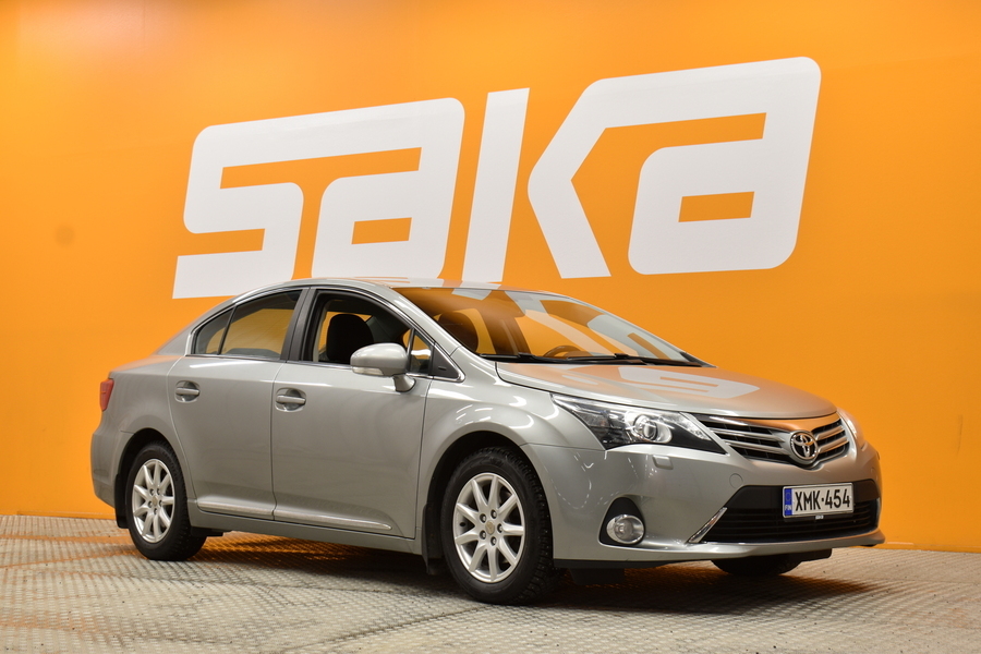 Toyota Avensis vaihtoauto