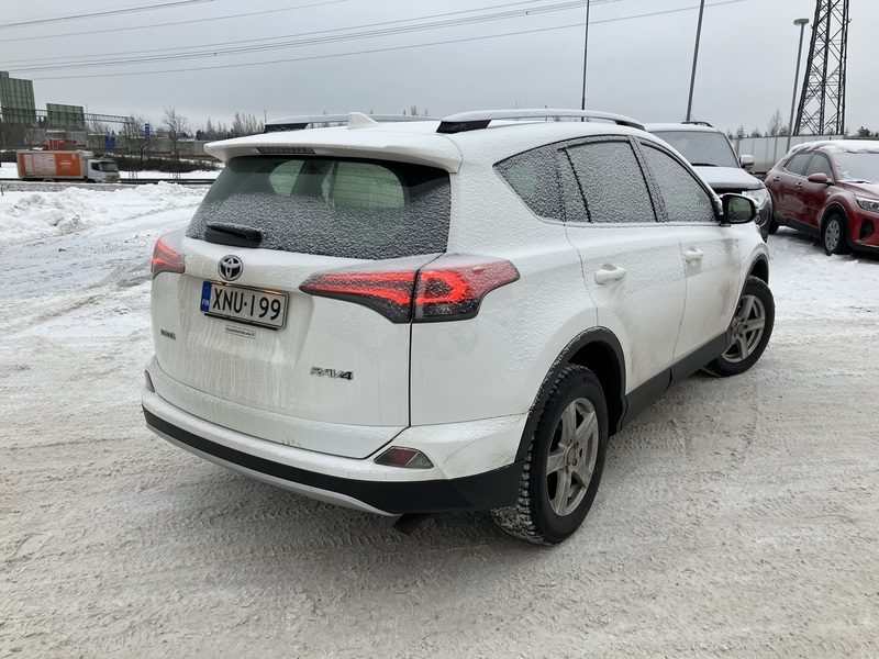 Toyota RAV4 vaihtoauto