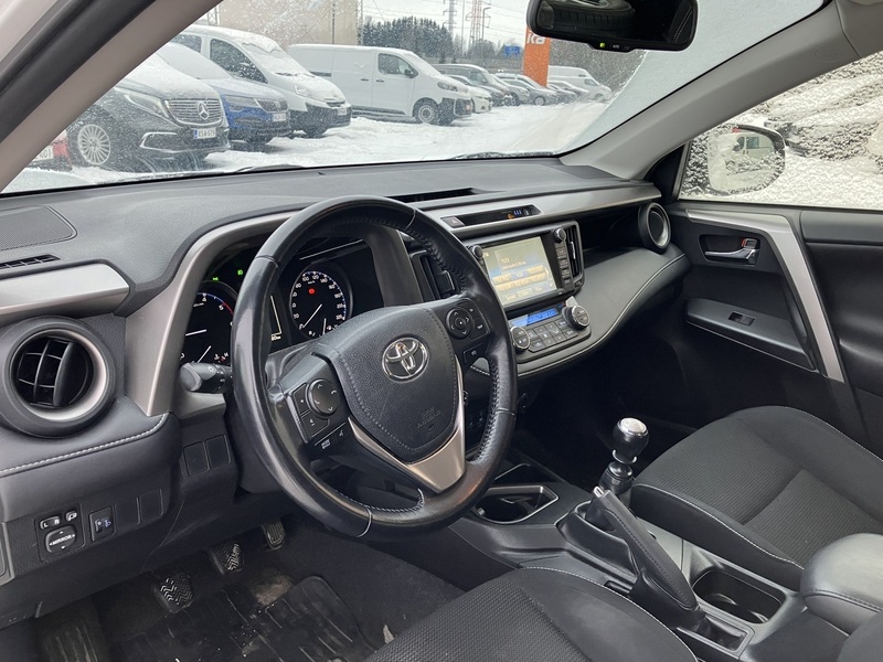 Toyota RAV4 vaihtoauto