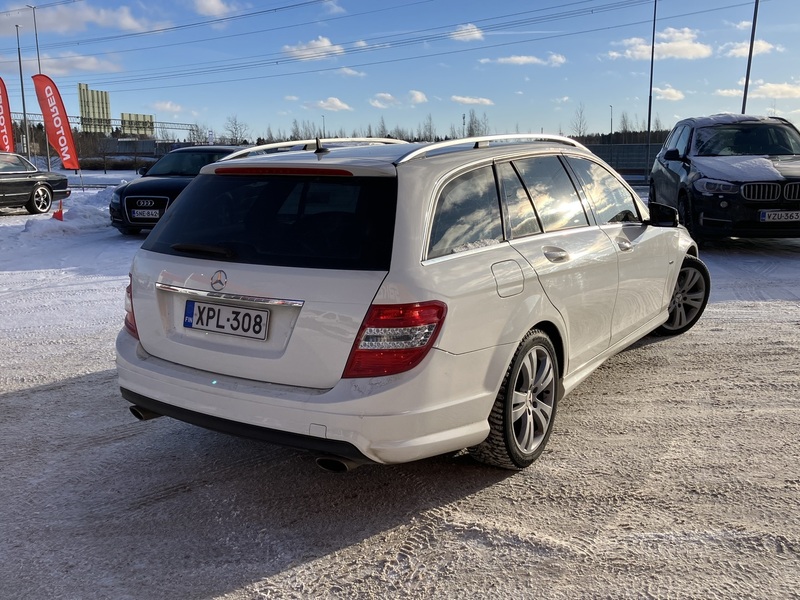 Mercedes-Benz C vaihtoauto
