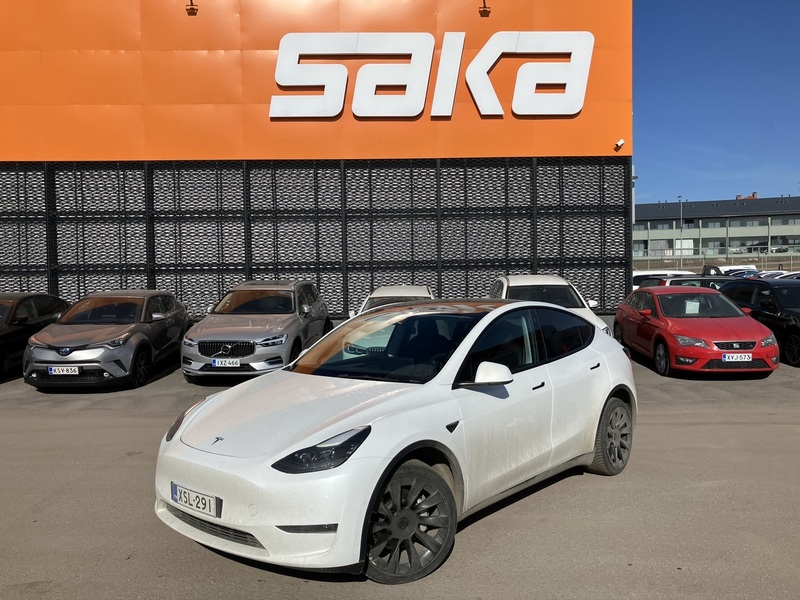 Tesla Model Y vaihtoauto