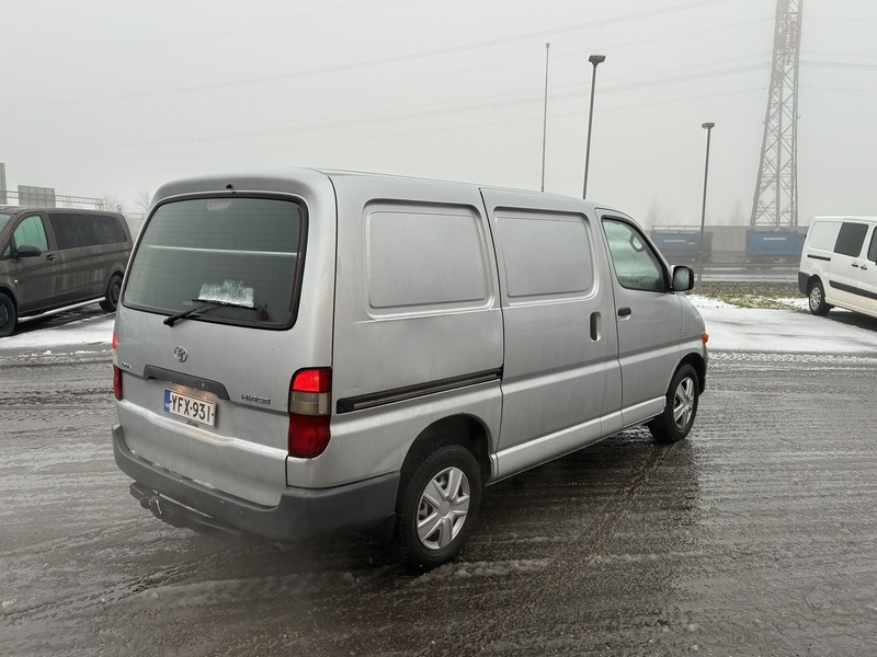Toyota Hiace vaihtoauto