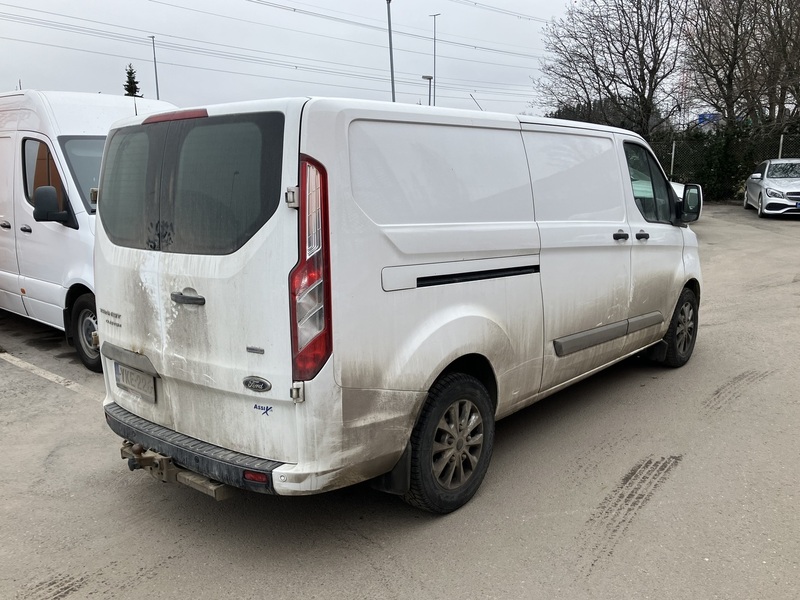 Ford Transit Custom vaihtoauto