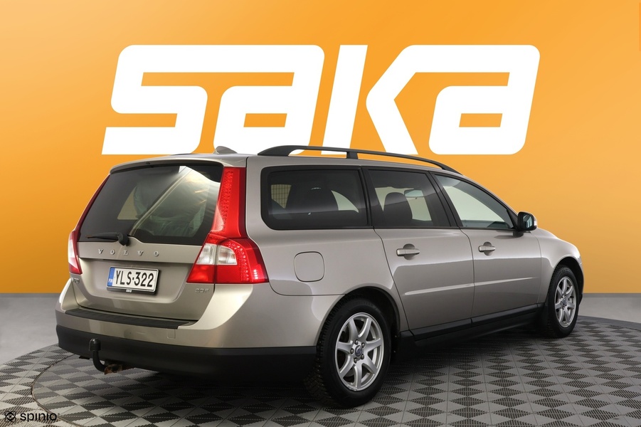 Volvo V70 vaihtoauto