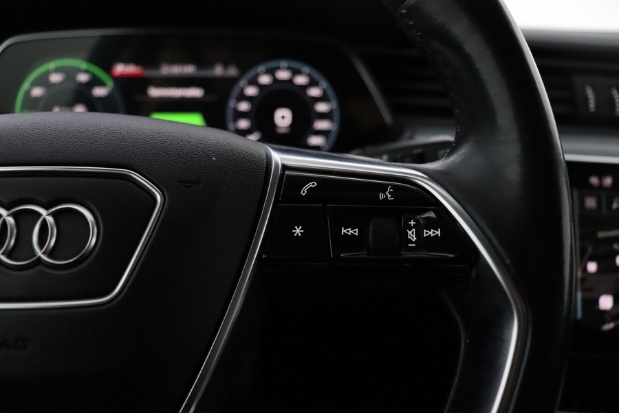 Audi e-tron vaihtoauto