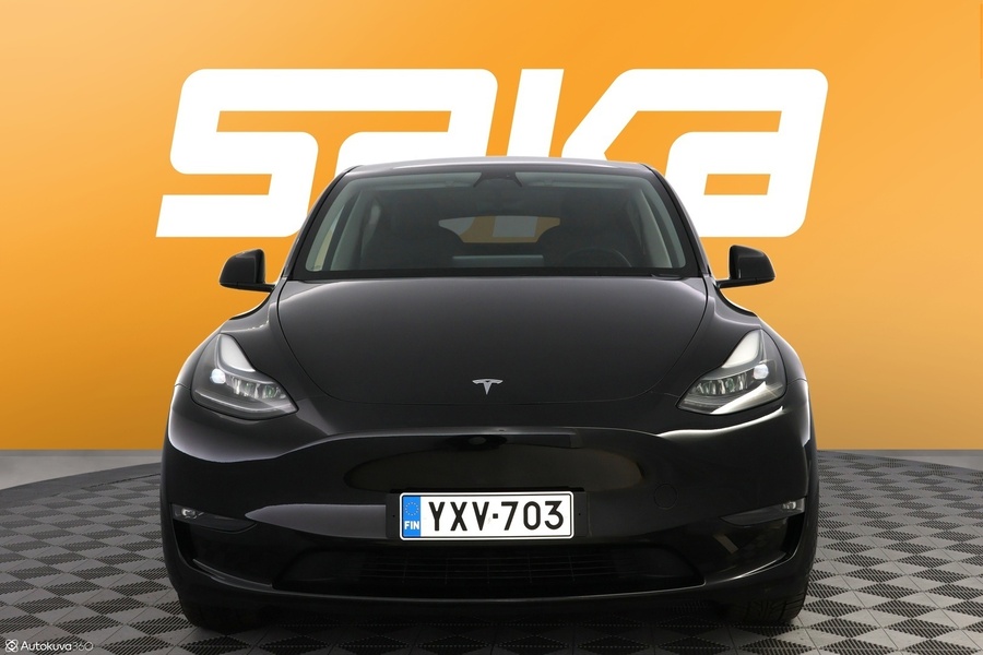 Tesla Model Y vaihtoauto
