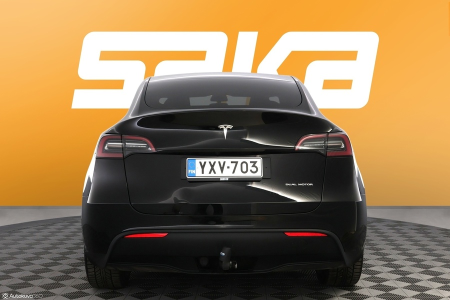 Tesla Model Y vaihtoauto