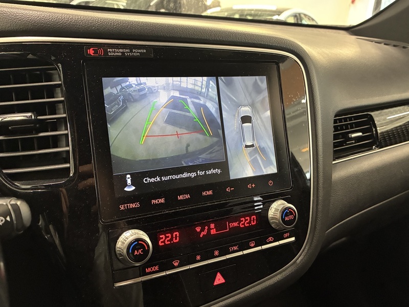 Mitsubishi Outlander PHEV vaihtoauto