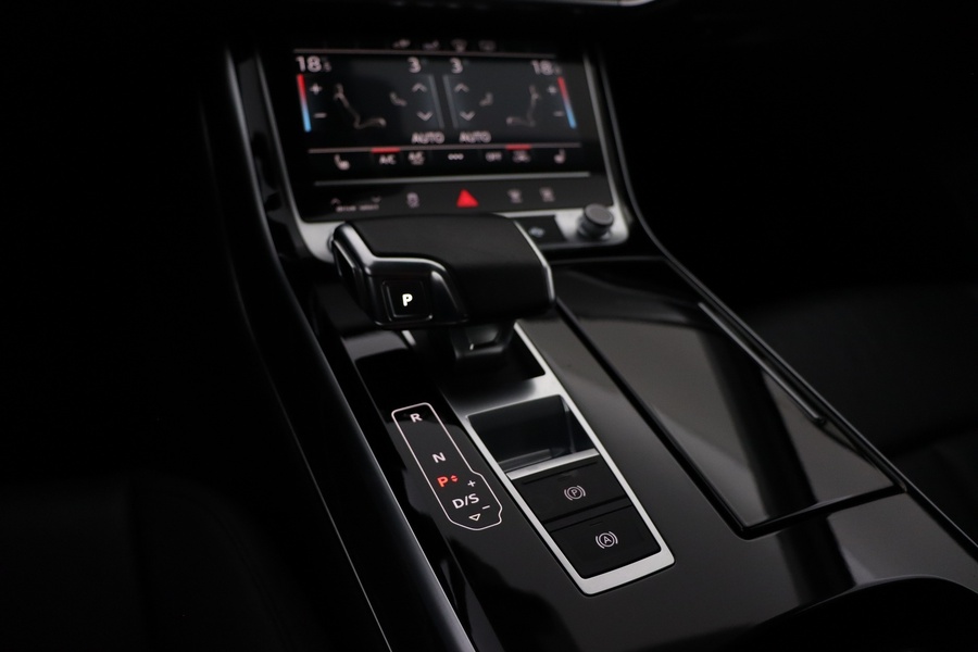 Audi A8 vaihtoauto