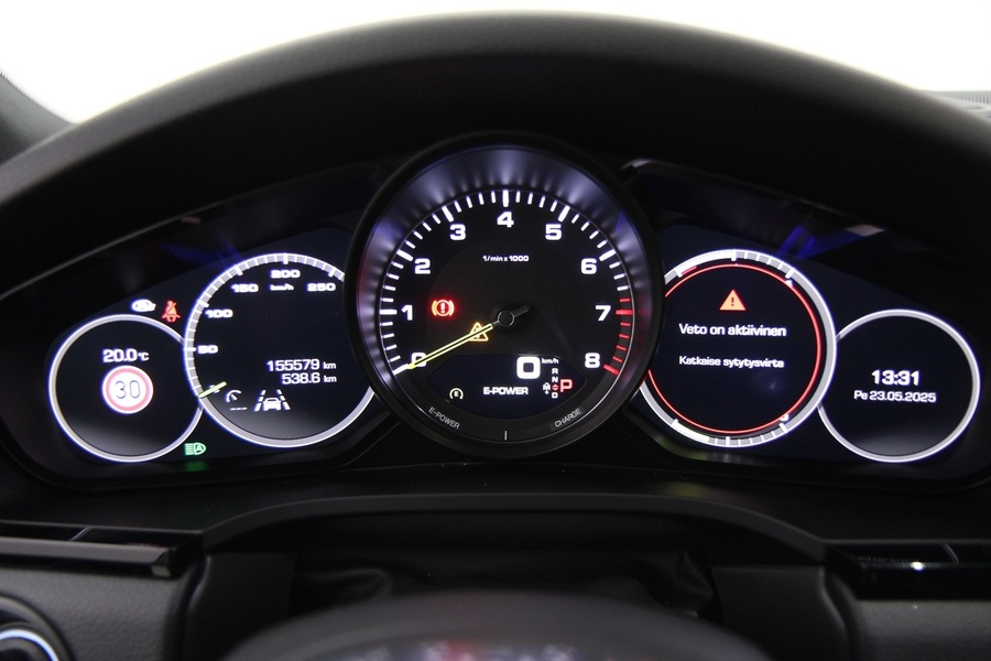 Porsche Cayenne vaihtoauto
