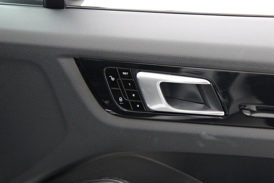 Porsche Cayenne vaihtoauto