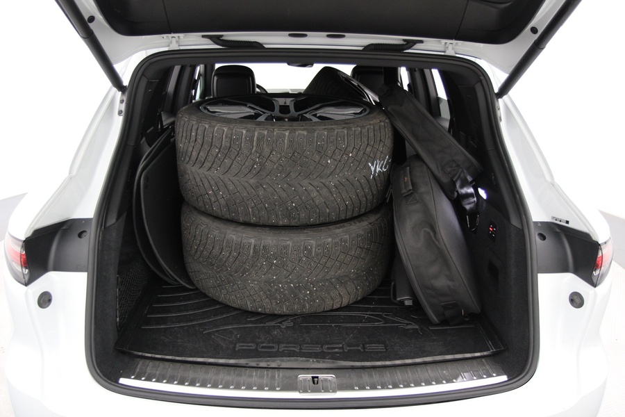 Porsche Cayenne vaihtoauto