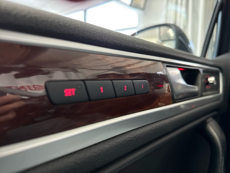 Volkswagen Touareg vaihtoauto