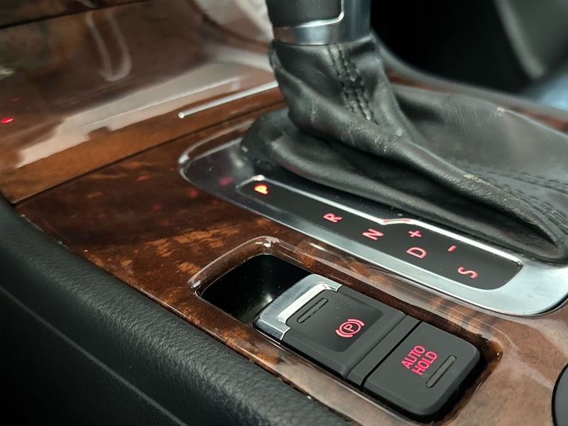 Volkswagen Touareg vaihtoauto