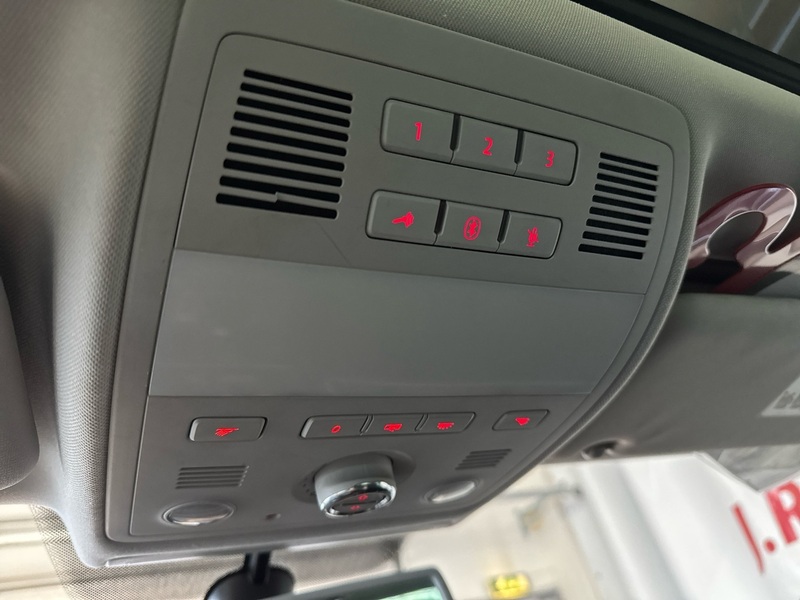 Volkswagen Touareg vaihtoauto