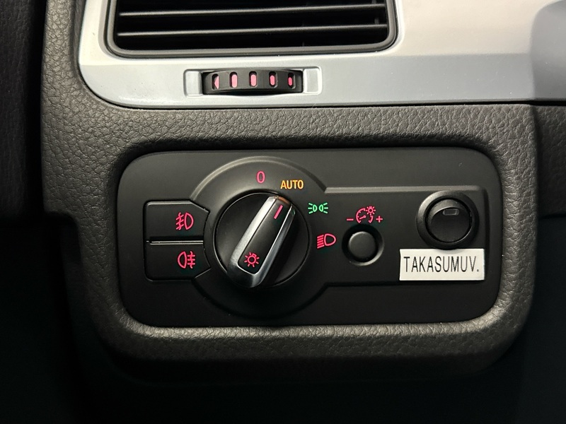 Volkswagen Touareg vaihtoauto